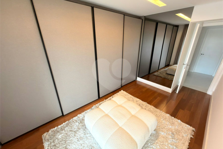 Apartamento à venda com 4 suítes em Santana, São Paulo, SP