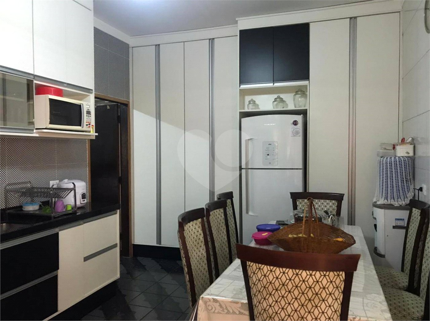 Casa à venda com 3 quartos, sendo 1 suíte, em Cidade Kemel, Poá, SP