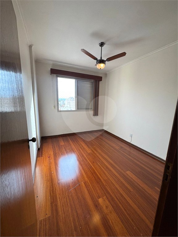 Casa à venda com 3 quartos, sendo 1 suíte,  no condomínio Edifício Crescencia Carolo Balbo, Ribeirão Preto - SP