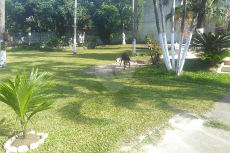 Apartamento à venda com 4 quartos, sendo 1 suíte, em Campo Grande, Rio de Janeiro, RJ
