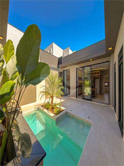 Casa à venda com 3 suítes no condomínio Residencial Dona Maria Candida, Indaiatuba - SP