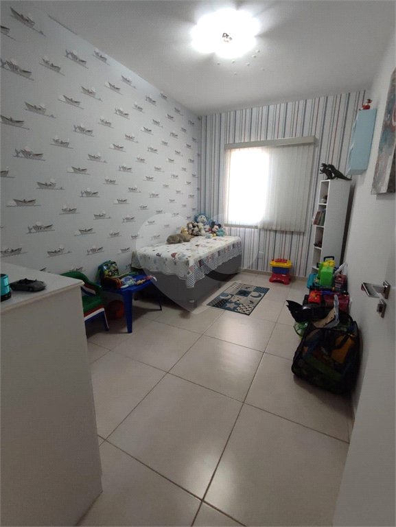 Apartamento à venda com 3 quartos, sendo 2 suítes,  em Jardim Camila, Mogi das Cruzes, SP