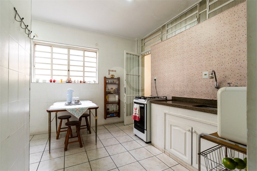 Sobrado à venda com 4 quartos, sendo 1 suíte, em Brooklin, São Paulo, SP
