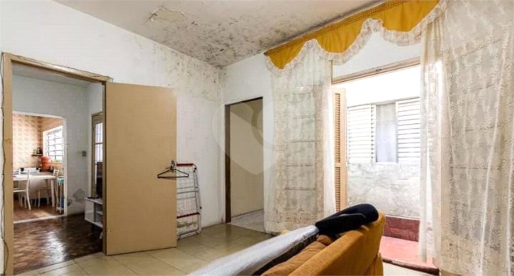 Sobrado à venda com 4 quartos, sendo 1 suíte,  em Vila Dalila, São Paulo, SP