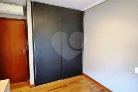 Apartamento à venda com 4 quartos, sendo 3 suítes, em Santana, São Paulo, SP