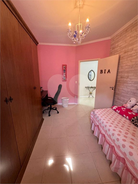 Casa à venda com 3 quartos, sendo 1 suíte, no condomínio Residencial Grape Village, Vinhedo - SP