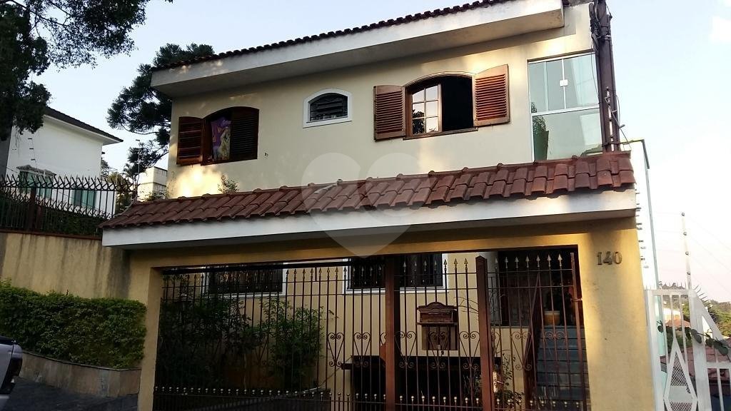 Sobrado à venda com 4 quartos, sendo 2 suítes, em Tremembé, São Paulo, SP