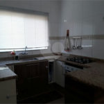 Casa à venda com 3 quartos, sendo 1 suíte, no condomínio Horto Florestal II, Sorocaba - SP