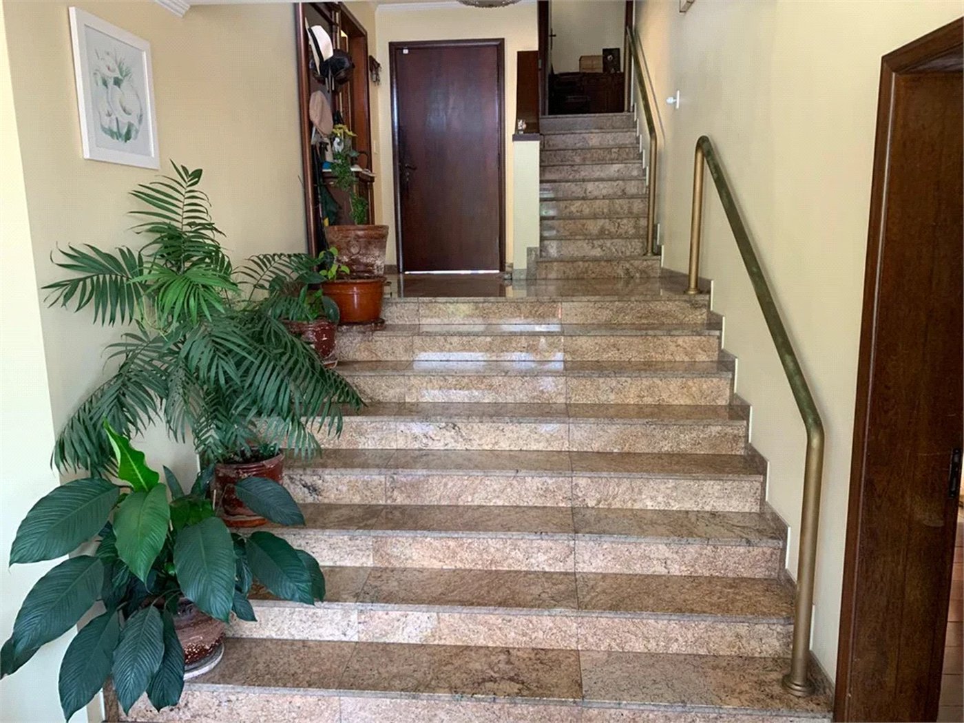 Casa à venda com 4 quartos, sendo 2 suítes, em Vila São Francisco, São Paulo, SP