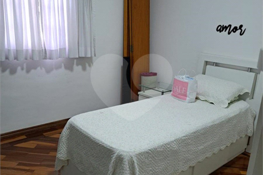 Sobrado à venda com 3 quartos em Tremembé, São Paulo, SP