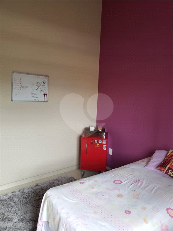 Casa à venda com 6 quartos, sendo 3 suítes, em Alto Ipiranga, Mogi das Cruzes, SP