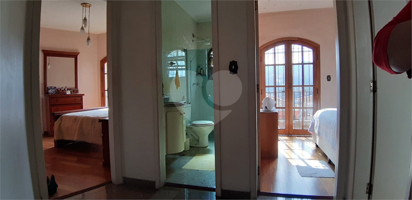 Sobrado à venda com 3 quartos, sendo 1 suíte, em Jardim Virginia Bianca, São Paulo, SP