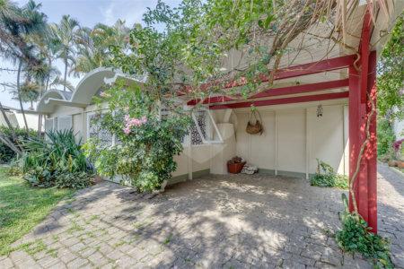Casa Térrea à venda com 3 quartos, sendo 1 suíte,  em Chácara Monte Alegre, São Paulo, SP