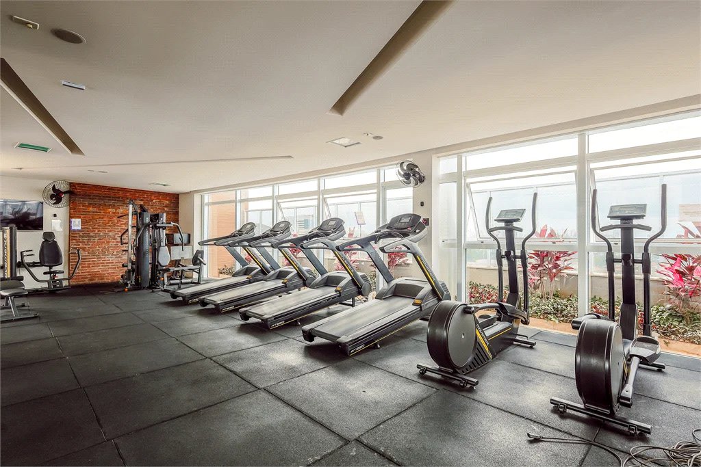 Apartamento à venda ou para alugar com 1 quarto em Vila Gertrudes, São Paulo, SP