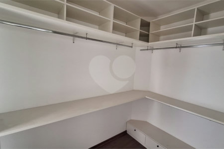 Casa à venda com 2 quartos, sendo 1 suíte, no condomínio Firenze, Sorocaba - SP