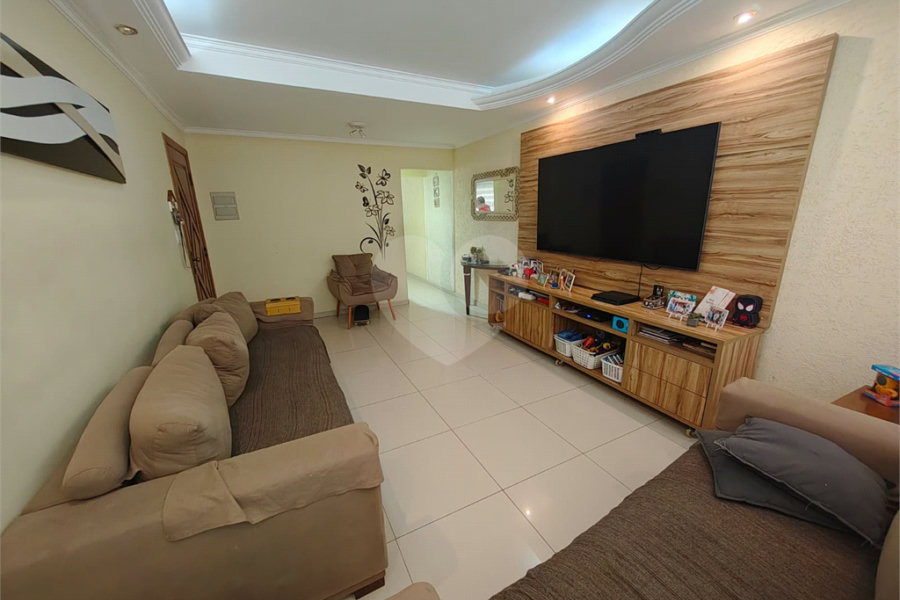 Sobrado à venda com 3 quartos, sendo 1 suíte,  em Tremembé, São Paulo, SP