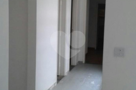 Casa à venda com 4 quartos em Vila Clementino, São Paulo, SP