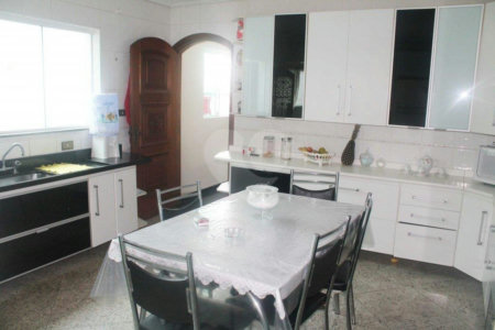 Casa Térrea para alugar com 3 suítes em Jardim Marajoara, São Paulo, SP