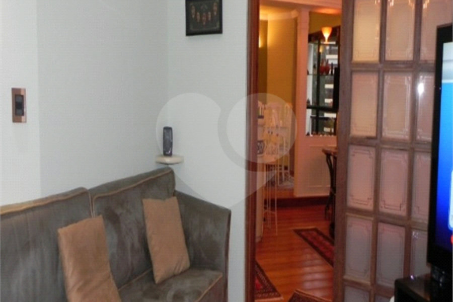 Sobrado à venda com 4 quartos em ANHANGUERA, São Paulo, SP