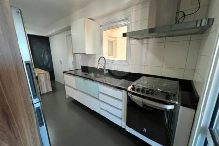 Apartamento à venda ou para alugar com 3 suítes em Santa Teresinha, São Paulo, SP