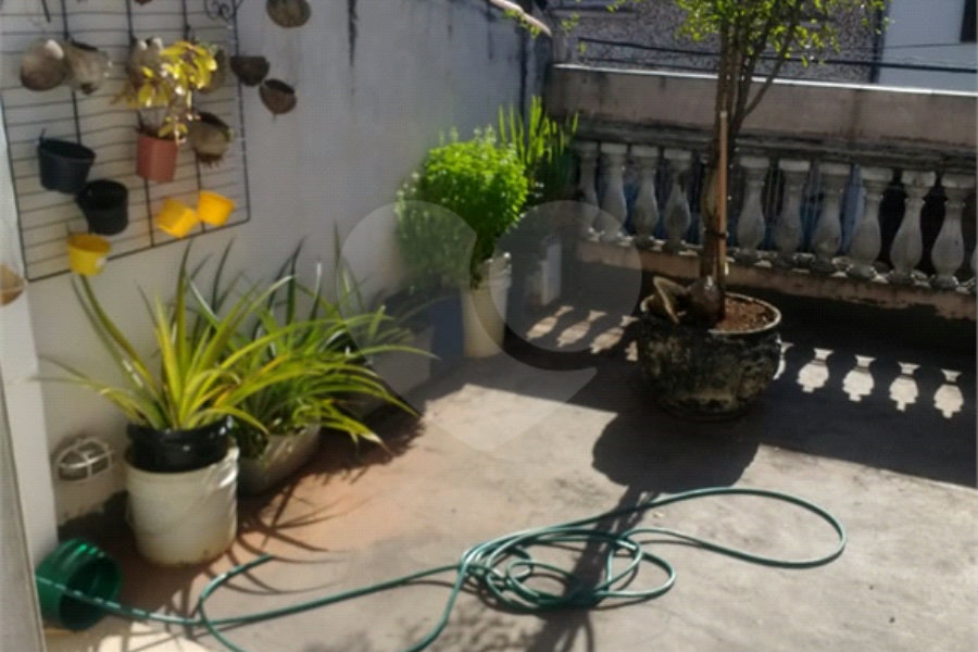 Sobrado à venda com 2 quartos em Pari, São Paulo, SP