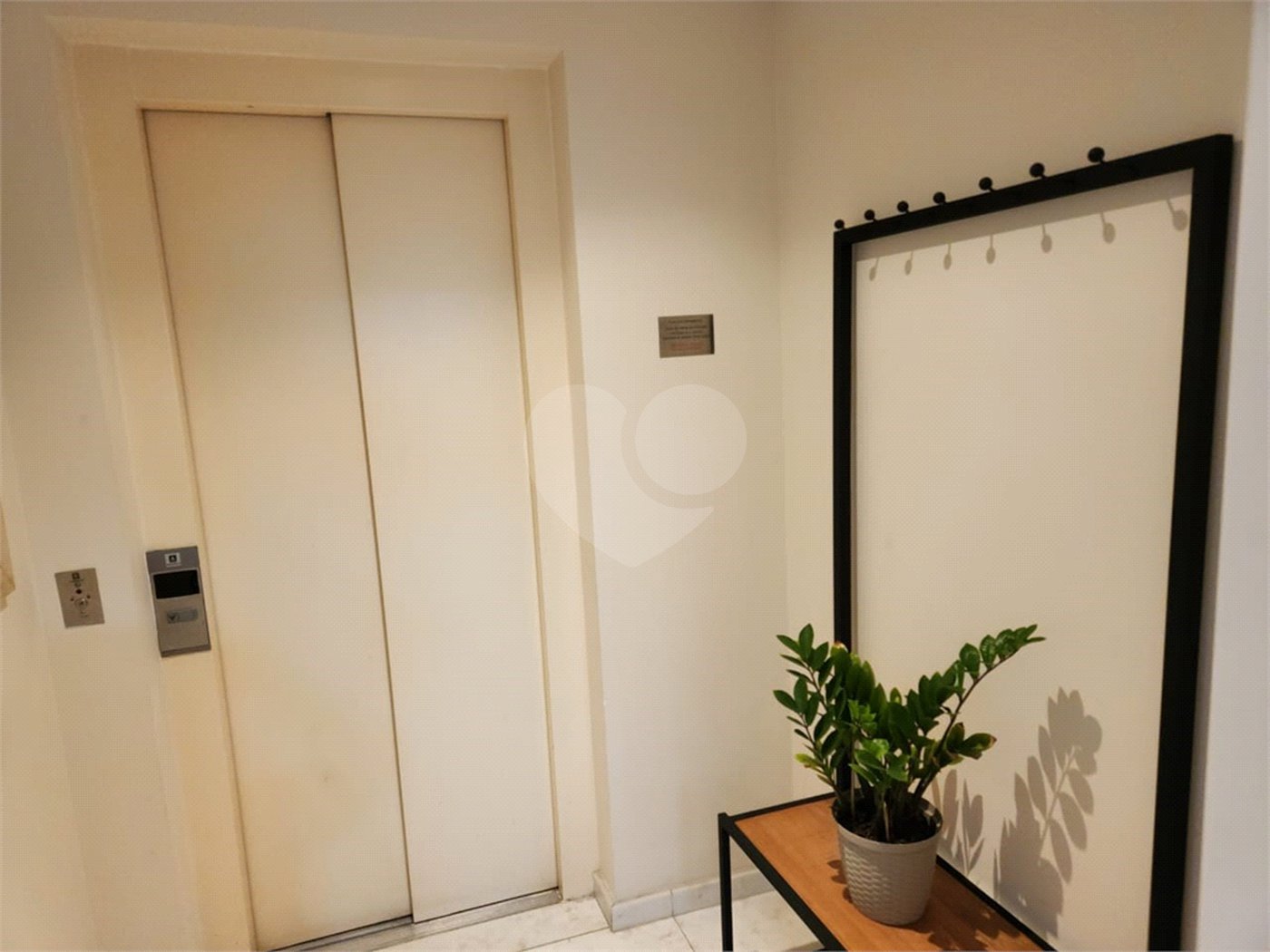 Apartamento à venda com 4 suítes em Granja Julieta, São Paulo, SP