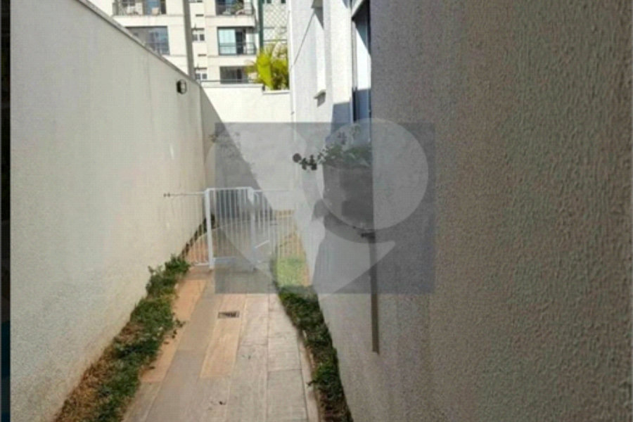 Cobertura à venda com 3 quartos, sendo 1 suíte,  em Morumbi, São Paulo, SP