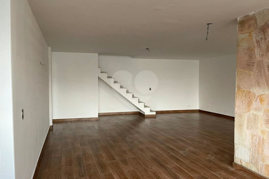 Casa à venda com 3 quartos, sendo 2 suítes, em Jardim Leonor Mendes de Barros, São Paulo, SP