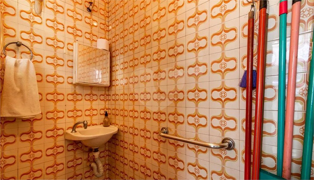 Casa à venda com 3 quartos, sendo 1 suíte, em Vila Olímpia, São Paulo, SP