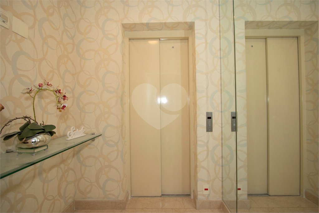 Apartamento à venda com 4 quartos, sendo 3 suítes,  em Vila Romana, São Paulo, SP