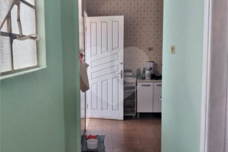Casa à venda com 4 quartos, sendo 1 suíte, no Centro, Mairinque, SP