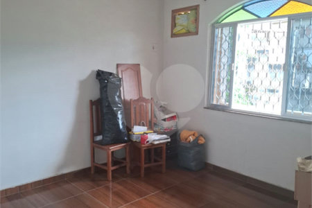 Casa à venda com 5 quartos em Santíssimo, Rio de Janeiro, RJ