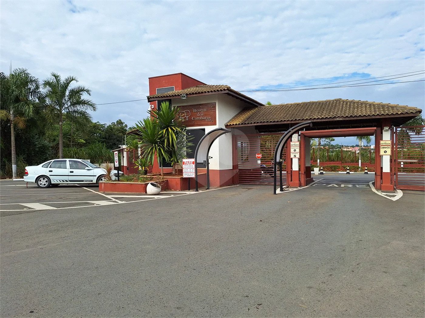 Casa para Locação no Condomínio Bosque dos Cambarás em Valinhos/SP
