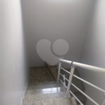 Sobrado à venda com 3 quartos, sendo 1 suíte,  em Vila do Castelo, São Paulo, SP