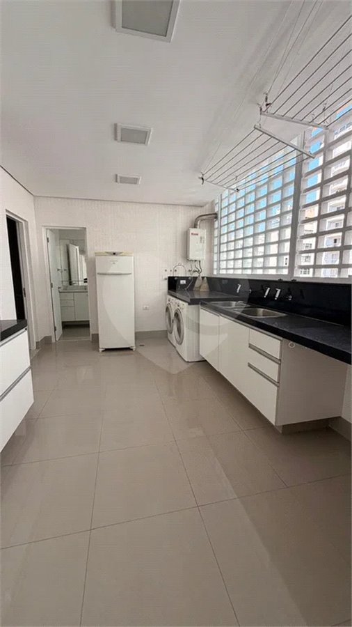 Apartamento à venda com 4 suítes em Jardim Portal I e II, São Paulo, SP