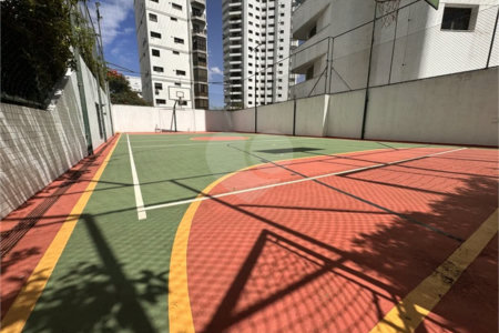Higienópolis: Apartamento de 350 m2, 4 suítes, 5 vagas.