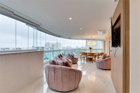 Apartamento à venda com 4 suítes em Vila Sofia, São Paulo, SP