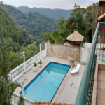 Casa à venda com 5 quartos, sendo 3 suítes,  no condomínio Alpes da Cantareira, Mairiporã - SP