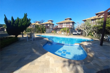 Casa em condomínio à venda com 3 suítes em Praia Rasa, Armação dos Búzios, RJ