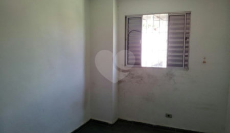 Prédio à venda com 3 quartos em Vila Gustavo, São Paulo, SP