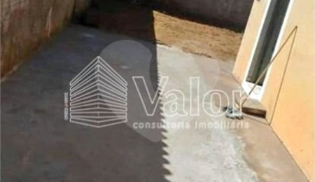 Casa à venda com 3 quartos em Residencial Deputado José Zavaglia, São Carlos, SP