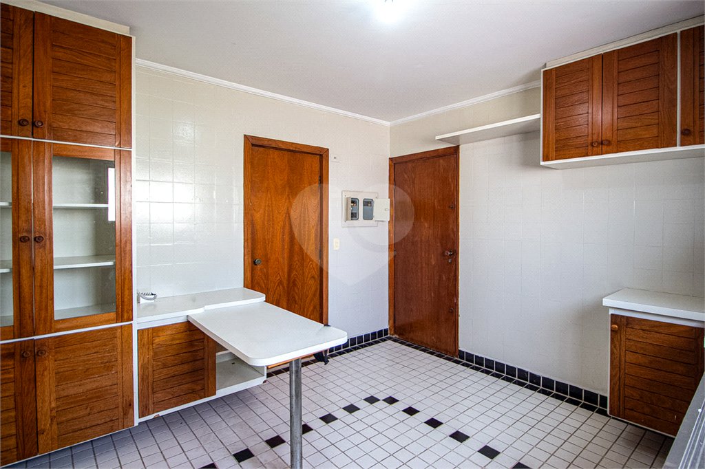 Apartamento à venda com 3 quartos, sendo 2 suítes, em Água Branca, São Paulo, SP