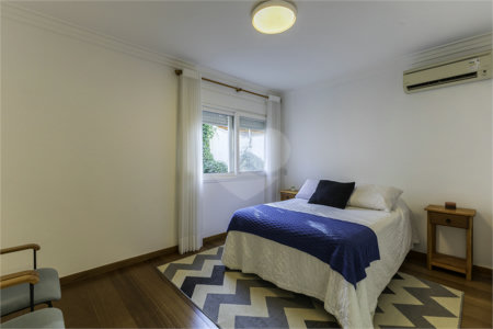 Sobrado à venda com 3 quartos, sendo 1 suíte, em Vila Ipojuca, São Paulo, SP