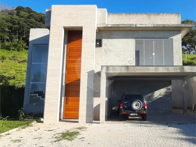 Casa à venda com 3 suítes no condomínio Aútria da Cantareira, Mairiporã - SP