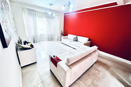 Casa à venda com 3 quartos, sendo 1 suíte, em Vila Nastri, Itapetininga, SP