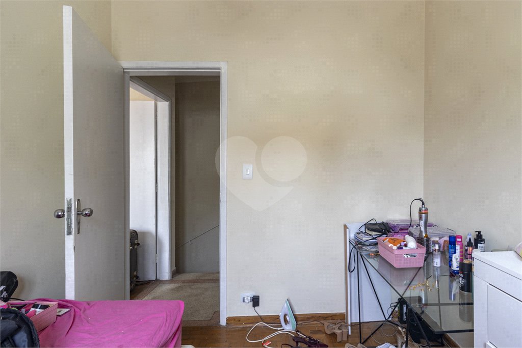Casa à venda com 5 quartos, sendo 1 suíte, em Vila Nova Conceição, São Paulo, SP