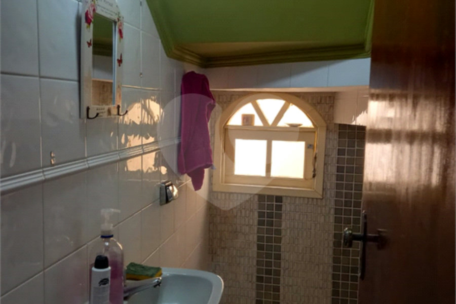 Sobrado à venda com 3 quartos, sendo 1 suíte, em Tremembé, São Paulo, SP
