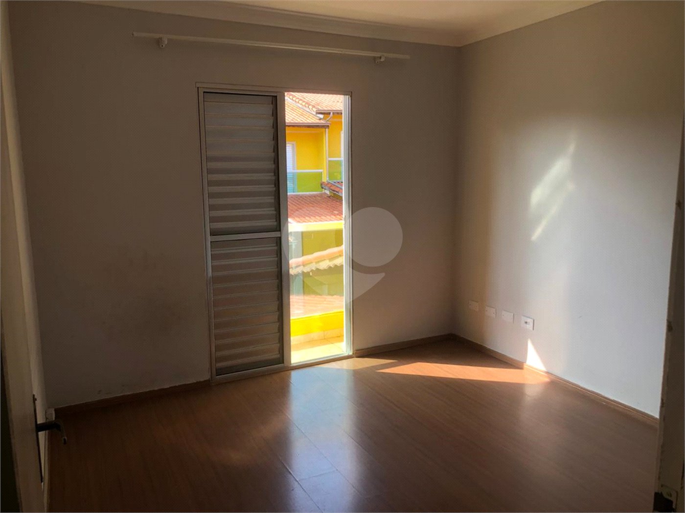 Casa à venda com 2 quartos no condomínio Residencial Armênia, Ferraz de Vasconcelos - SP