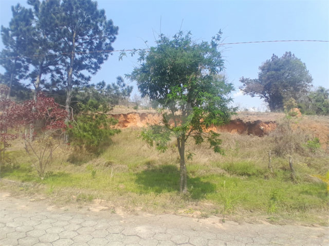 Terreno à venda no condomínio Aútria da Cantareira, Mairiporã - SP