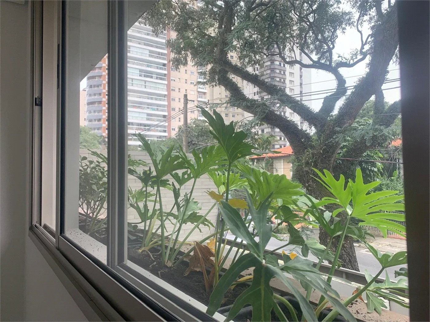 Apartamento à venda com 2 suítes em Vila Madalena, São Paulo, SP